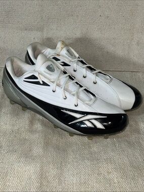 Size 15 Men’s Football Cleats - Reebok - eur 50 - 33 cms -uk 14